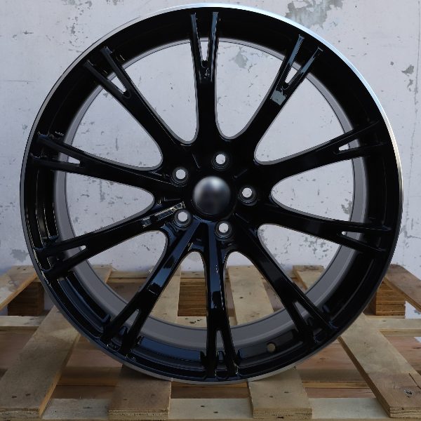 AU03 | Audi GR20 Style Wheels | Black Machined Lip
