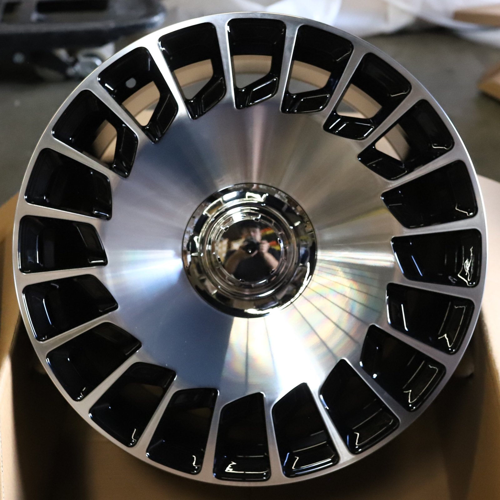 MB18 | Mercedes-Benz Style Wheels | Black Machined Face — photo 1
