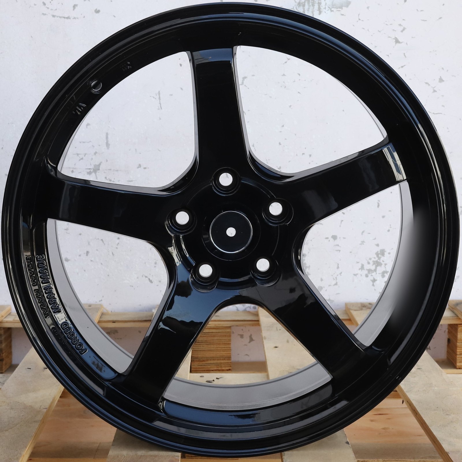 AVN-1 | Advan Racing GT Style Wheels | Black — photo 1